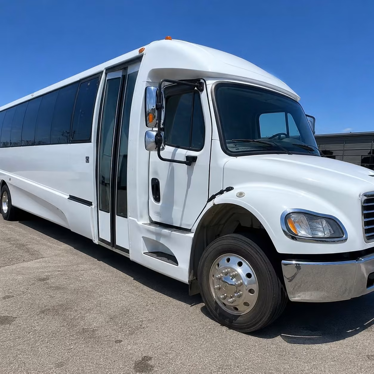 18 passenger minibus