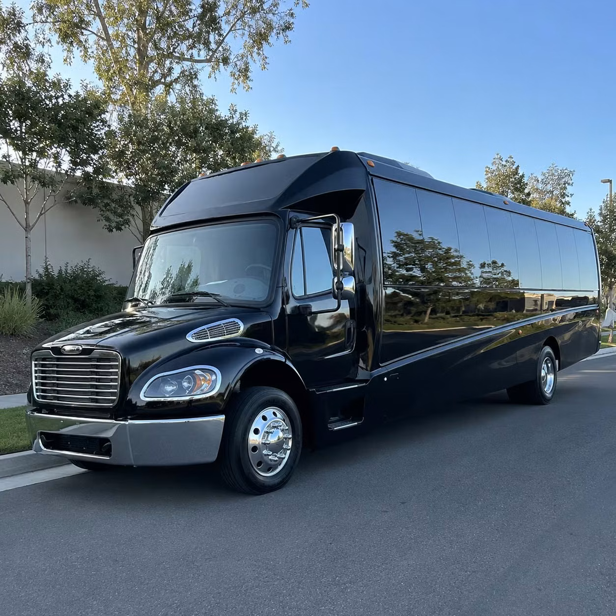 allen 18 passenger minibus rental