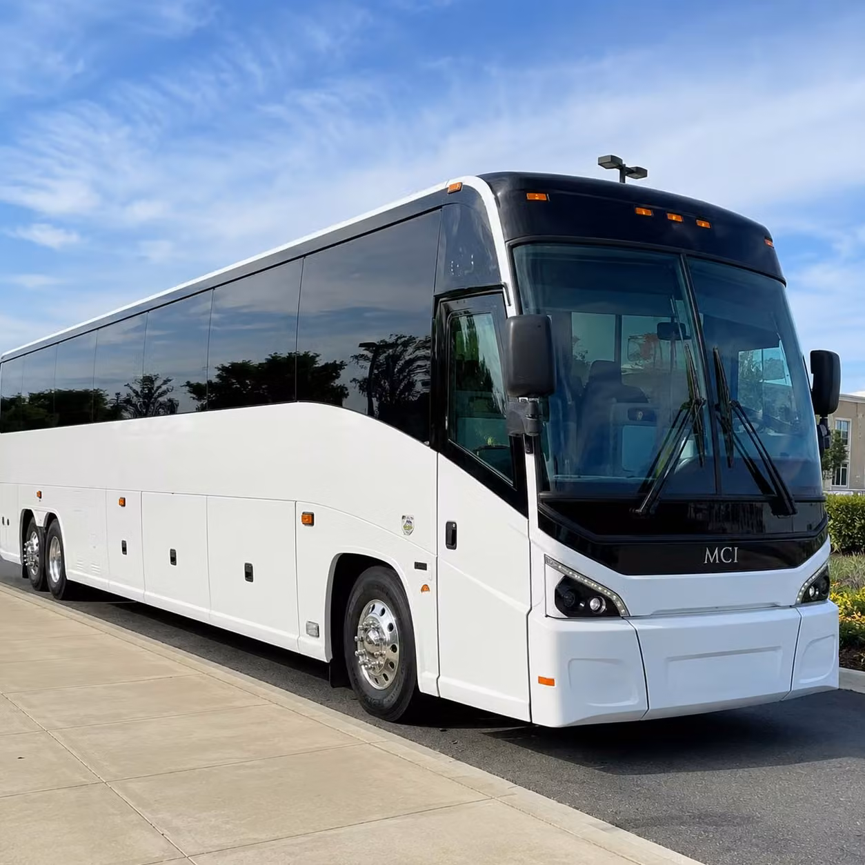 group transportation to dos equis pavilion and outdoor amphitheater shows